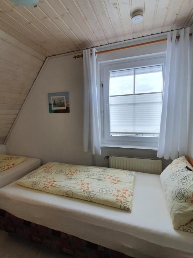 Eden´s Apartment *